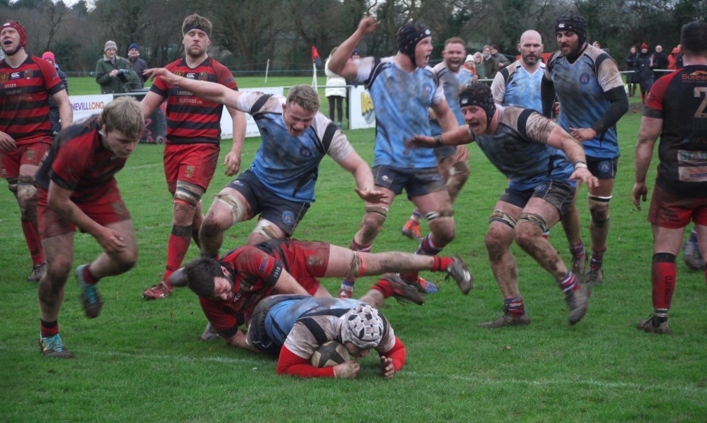 Strong second-half show keeps TJs in top spot